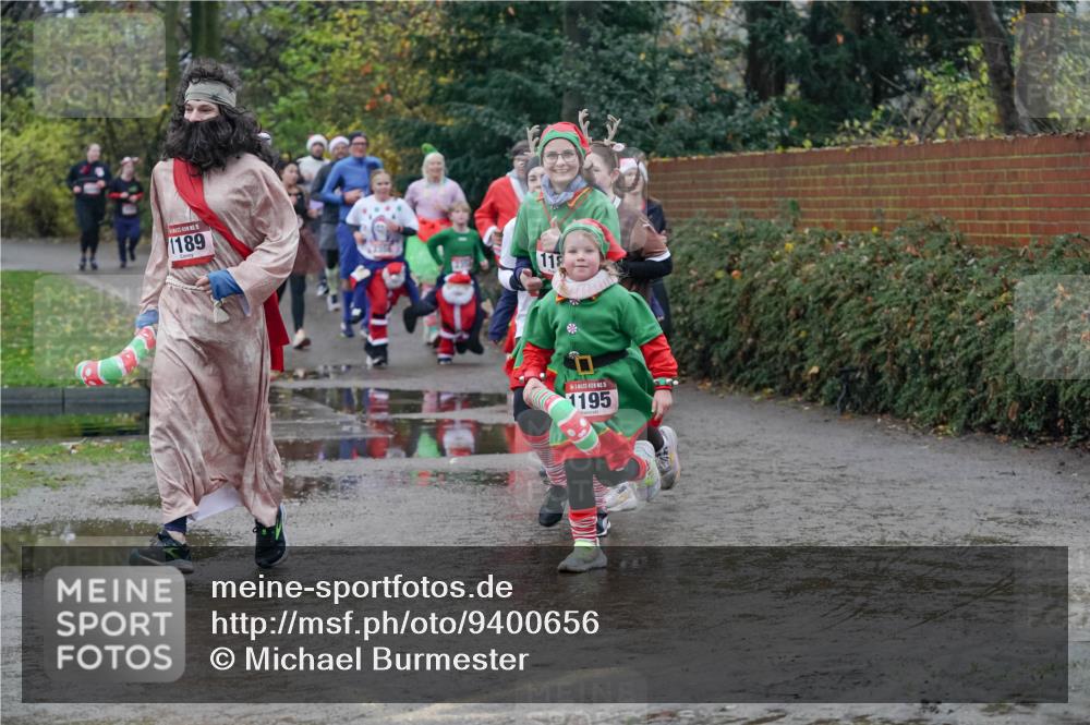 07.12.2025 - St. Pauli X-Mass-Run No. 15 Michael Burmester http://msf.ph/oto/9400656 07.12.2025 10:23:20 Laufen 15, 1189, 118, 1195 meine-sportfotos.de