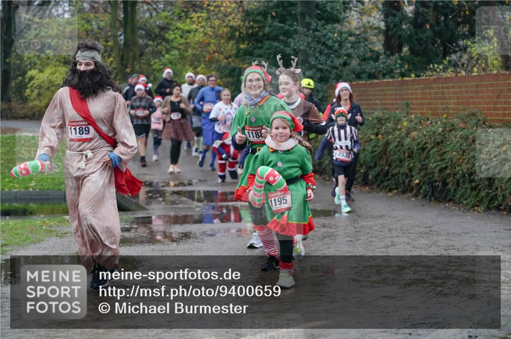 07.12.2025 - St. Pauli X-Mass-Run No. 15 Michael Burmester http://msf.ph/oto/9400659 07.12.2025 10:23:21 Laufen 15, 1189, 1188, 2535, 1195 meine-sportfotos.de