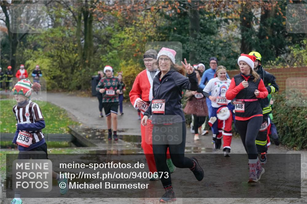 07.12.2025 - St. Pauli X-Mass-Run No. 15 Michael Burmester http://msf.ph/oto/9400673 07.12.2025 10:23:25 Laufen 5, 15, 2535, 433, 4857, 2356, 948, 98 meine-sportfotos.de