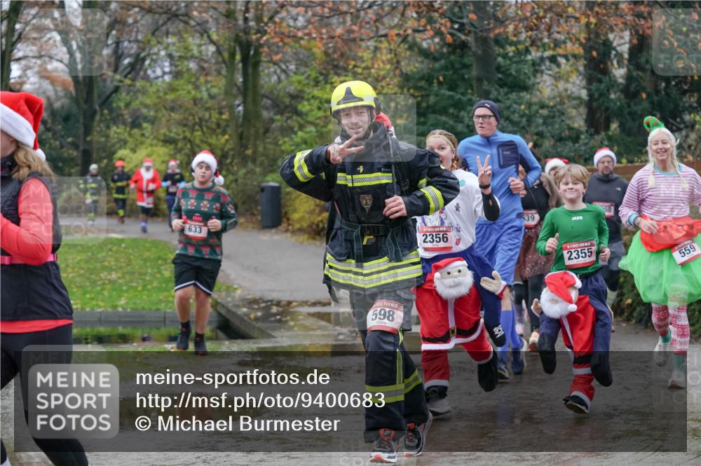 07.12.2025 - St. Pauli X-Mass-Run No. 15 Michael Burmester http://msf.ph/oto/9400683 07.12.2025 10:23:26 Laufen 633, 15, 598, 2356, 39, 2355, 559 meine-sportfotos.de