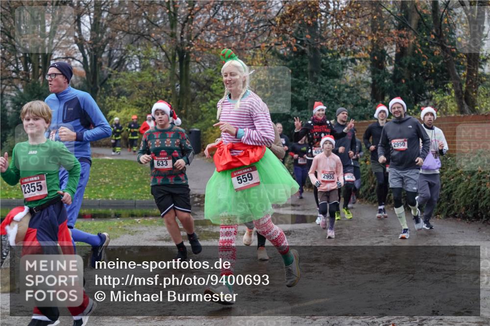 07.12.2025 - St. Pauli X-Mass-Run No. 15 Michael Burmester http://msf.ph/oto/9400693 07.12.2025 10:23:28 Laufen 15, 2355, 633, 15, 559, 459, 2955, 406, 2950 meine-sportfotos.de