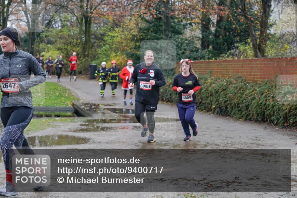 07.12.2025 - St. Pauli X-Mass-Run No. 15 Michael Burmester http://msf.ph/oto/9400717 07.12.2025 10:23:34 Laufen 2647, 4550 meine-sportfotos.de