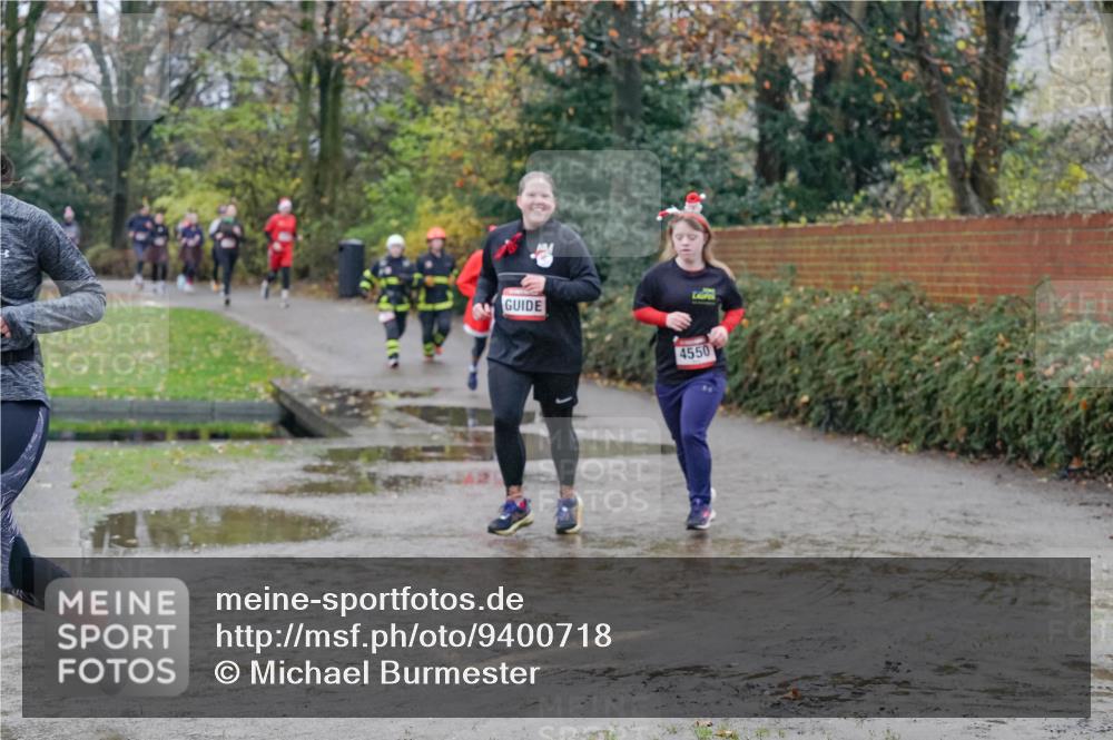 07.12.2025 - St. Pauli X-Mass-Run No. 15 Michael Burmester http://msf.ph/oto/9400718 07.12.2025 10:23:34 Laufen 4550 meine-sportfotos.de