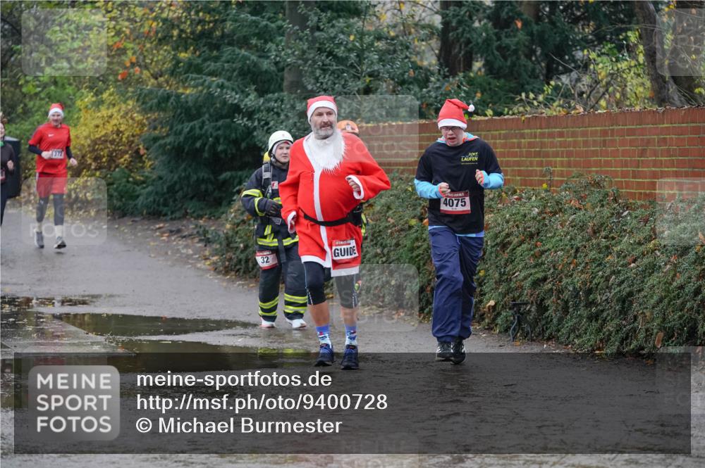 07.12.2025 - St. Pauli X-Mass-Run No. 15 Michael Burmester http://msf.ph/oto/9400728 07.12.2025 10:23:37 Laufen 32, 4075 meine-sportfotos.de