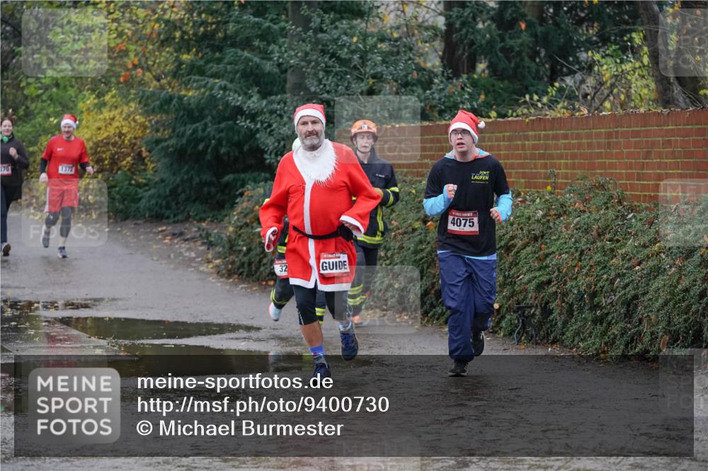 07.12.2025 - St. Pauli X-Mass-Run No. 15 Michael Burmester http://msf.ph/oto/9400730 07.12.2025 10:23:37 Laufen 370, 1372, 32, 4075 meine-sportfotos.de