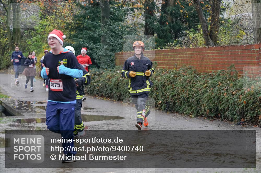 07.12.2025 - St. Pauli X-Mass-Run No. 15 Michael Burmester http://msf.ph/oto/9400740 07.12.2025 10:23:39 Laufen 2012, 4075, 372 meine-sportfotos.de