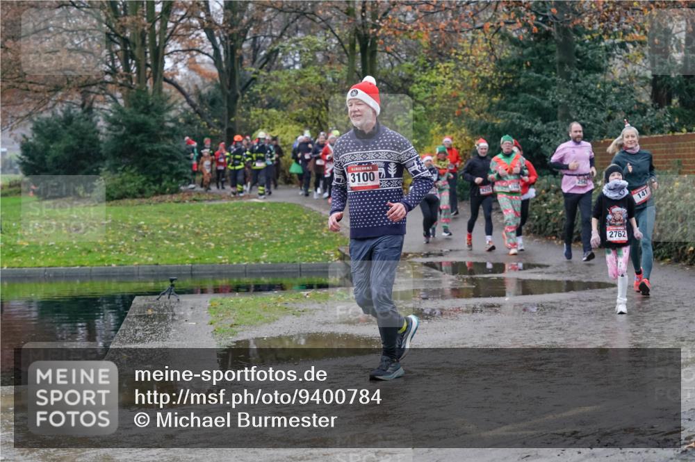 07.12.2025 - St. Pauli X-Mass-Run No. 15 Michael Burmester http://msf.ph/oto/9400784 07.12.2025 10:23:51 Laufen 3100, 4255, 2762, 141 meine-sportfotos.de