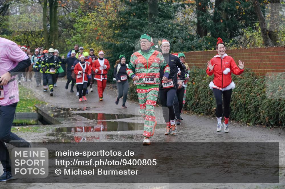07.12.2025 - St. Pauli X-Mass-Run No. 15 Michael Burmester http://msf.ph/oto/9400805 07.12.2025 10:23:55 Laufen 1879, 2303, 1848, 4255 meine-sportfotos.de