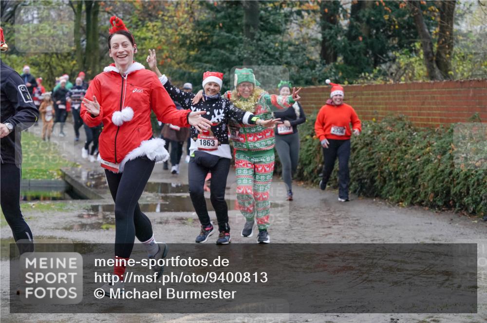 07.12.2025 - St. Pauli X-Mass-Run No. 15 Michael Burmester http://msf.ph/oto/9400813 07.12.2025 10:23:58 Laufen 1863, 2303, 2306 meine-sportfotos.de