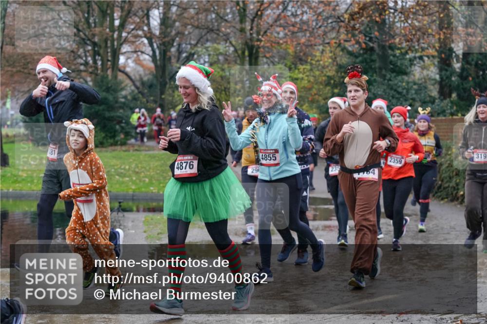 07.12.2025 - St. Pauli X-Mass-Run No. 15 Michael Burmester http://msf.ph/oto/9400862 07.12.2025 10:24:08 Laufen 81, 5, 4876, 296, 4855, 2359, 235, 64, 319 meine-sportfotos.de