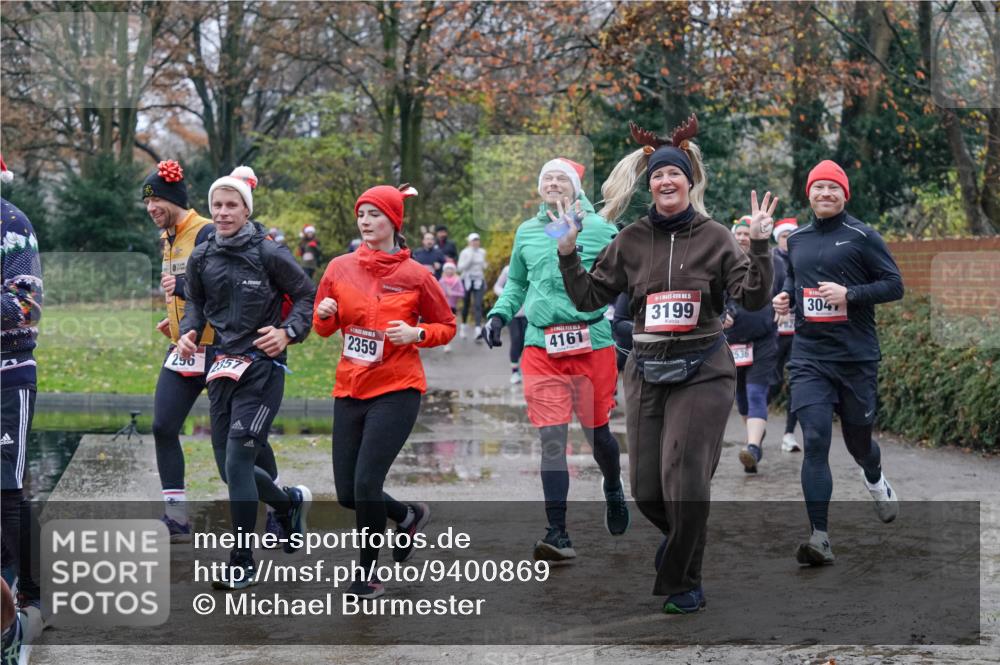 07.12.2025 - St. Pauli X-Mass-Run No. 15 Michael Burmester http://msf.ph/oto/9400869 07.12.2025 10:24:10 Laufen 2359, 296, 357, 4161, 3199, 536, 304 meine-sportfotos.de
