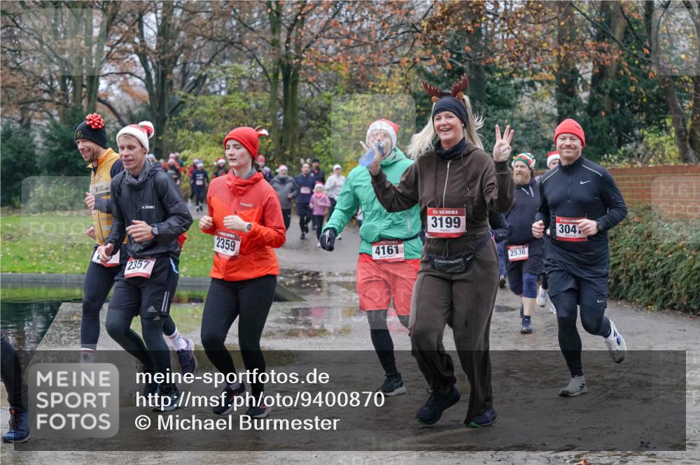 07.12.2025 - St. Pauli X-Mass-Run No. 15 Michael Burmester http://msf.ph/oto/9400870 07.12.2025 10:24:10 Laufen 2357, 2359, 4161, 3199, 2536, 304 meine-sportfotos.de