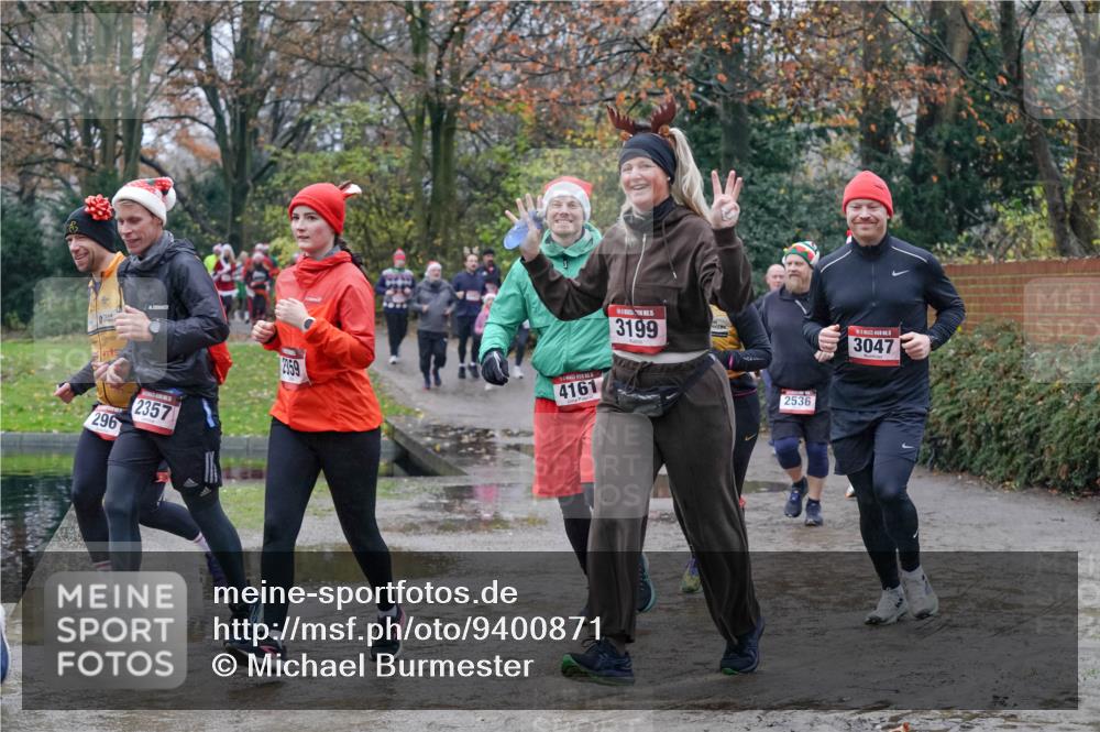 07.12.2025 - St. Pauli X-Mass-Run No. 15 Michael Burmester http://msf.ph/oto/9400871 07.12.2025 10:24:10 Laufen 296, 2357, 2859, 5, 4161, 3199, 2536, 3047 meine-sportfotos.de