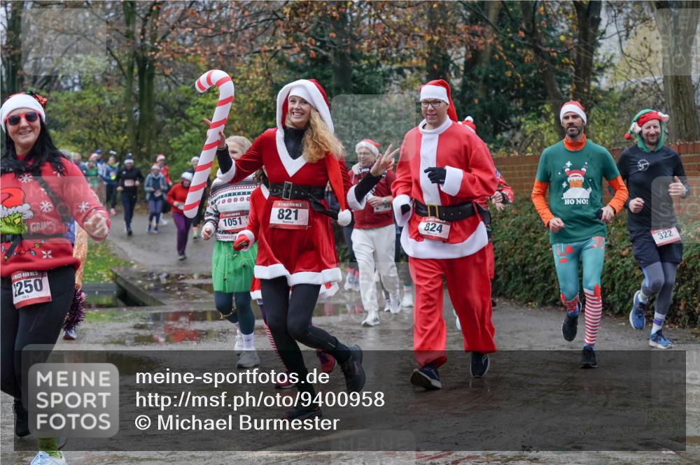07.12.2025 - St. Pauli X-Mass-Run No. 15 Michael Burmester http://msf.ph/oto/9400958 07.12.2025 10:24:29 Laufen 1051, 15, 821, 2, 5, 2250, 824, 322 meine-sportfotos.de