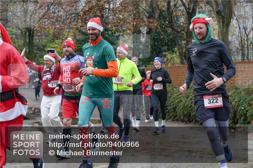 07.12.2025 - St. Pauli X-Mass-Run No. 15 Michael Burmester http://msf.ph/oto/9400966 07.12.2025 10:24:31 Laufen 1265, 279, 2080, 1415, 15, 322 meine-sportfotos.de