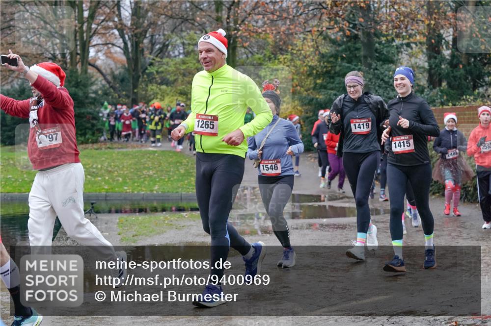 07.12.2025 - St. Pauli X-Mass-Run No. 15 Michael Burmester http://msf.ph/oto/9400969 07.12.2025 10:24:33 Laufen 15, 97, 1265, 1546, 1419, 1415, 2486, 2583 meine-sportfotos.de