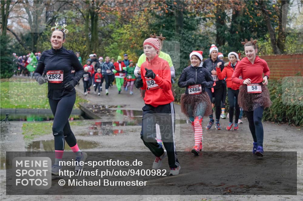07.12.2025 - St. Pauli X-Mass-Run No. 15 Michael Burmester http://msf.ph/oto/9400982 07.12.2025 10:24:35 Laufen 2582, 258, 2488, 67, 58 meine-sportfotos.de