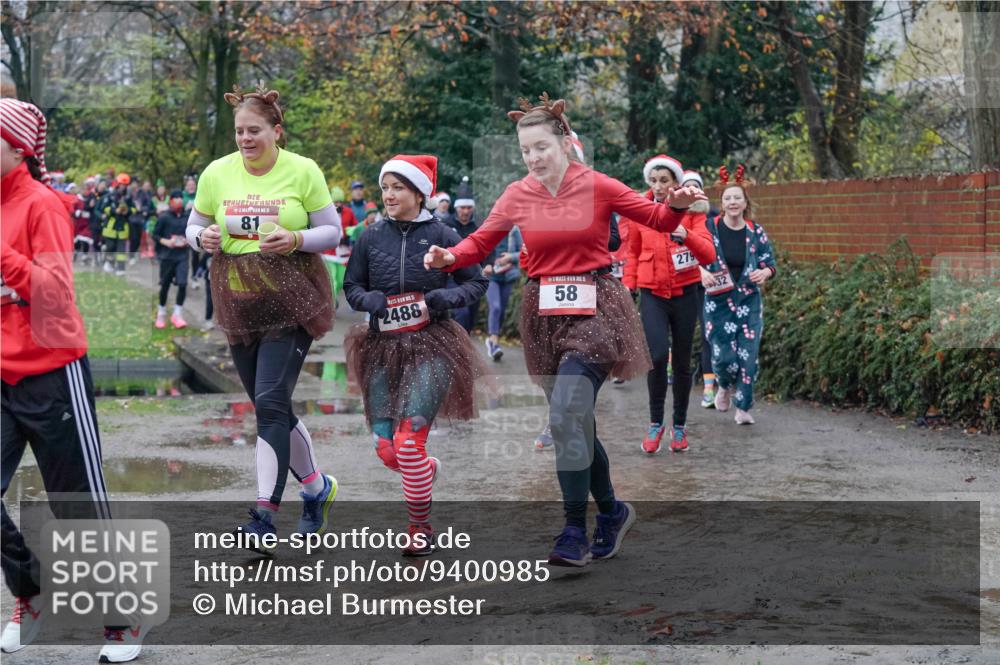 07.12.2025 - St. Pauli X-Mass-Run No. 15 Michael Burmester http://msf.ph/oto/9400985 07.12.2025 10:24:36 Laufen 15, 81, 15, 2488, 15, 58, 279, 32 meine-sportfotos.de