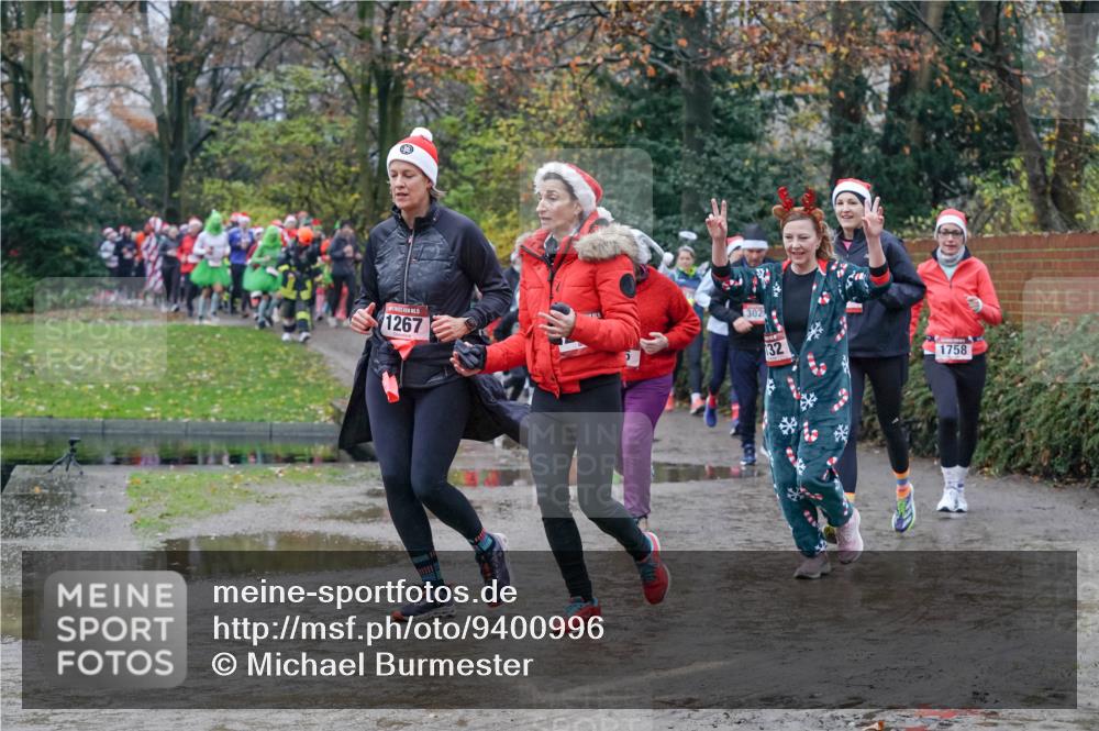 07.12.2025 - St. Pauli X-Mass-Run No. 15 Michael Burmester http://msf.ph/oto/9400996 07.12.2025 10:24:38 Laufen 302, 1267, 32, 1758 meine-sportfotos.de