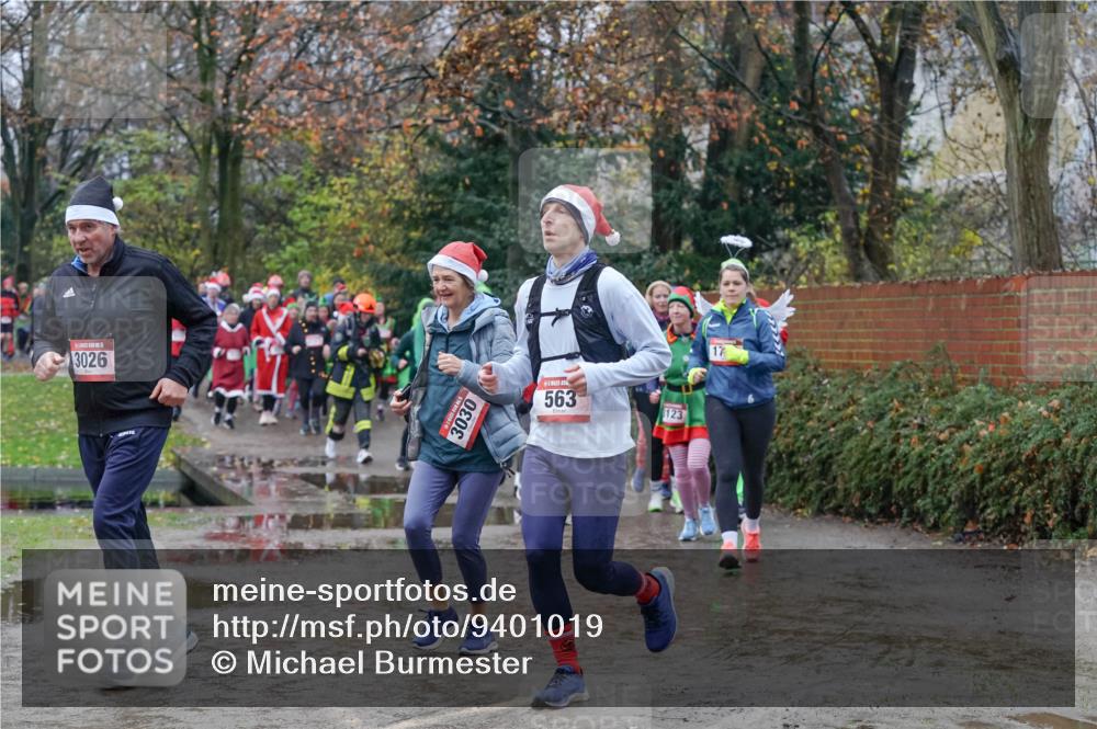 07.12.2025 - St. Pauli X-Mass-Run No. 15 Michael Burmester http://msf.ph/oto/9401019 07.12.2025 10:24:42 Laufen 3026, 3030, 563, 123, 17 meine-sportfotos.de