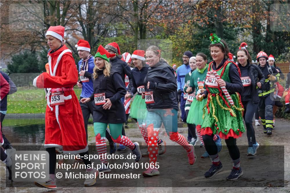 07.12.2025 - St. Pauli X-Mass-Run No. 15 Michael Burmester http://msf.ph/oto/9401065 07.12.2025 10:24:54 Laufen 15, 553, 104, 104, 1060, 089, 22, 171, 2921, 245 meine-sportfotos.de