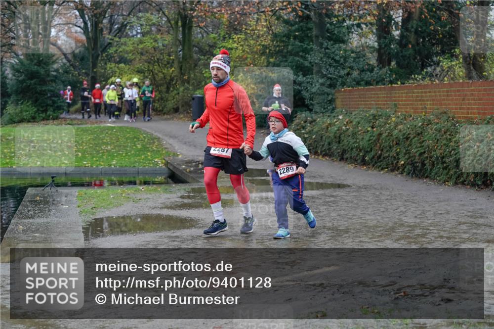 07.12.2025 - St. Pauli X-Mass-Run No. 15 Michael Burmester http://msf.ph/oto/9401128 07.12.2025 10:25:10 Laufen 2287, 2289 meine-sportfotos.de