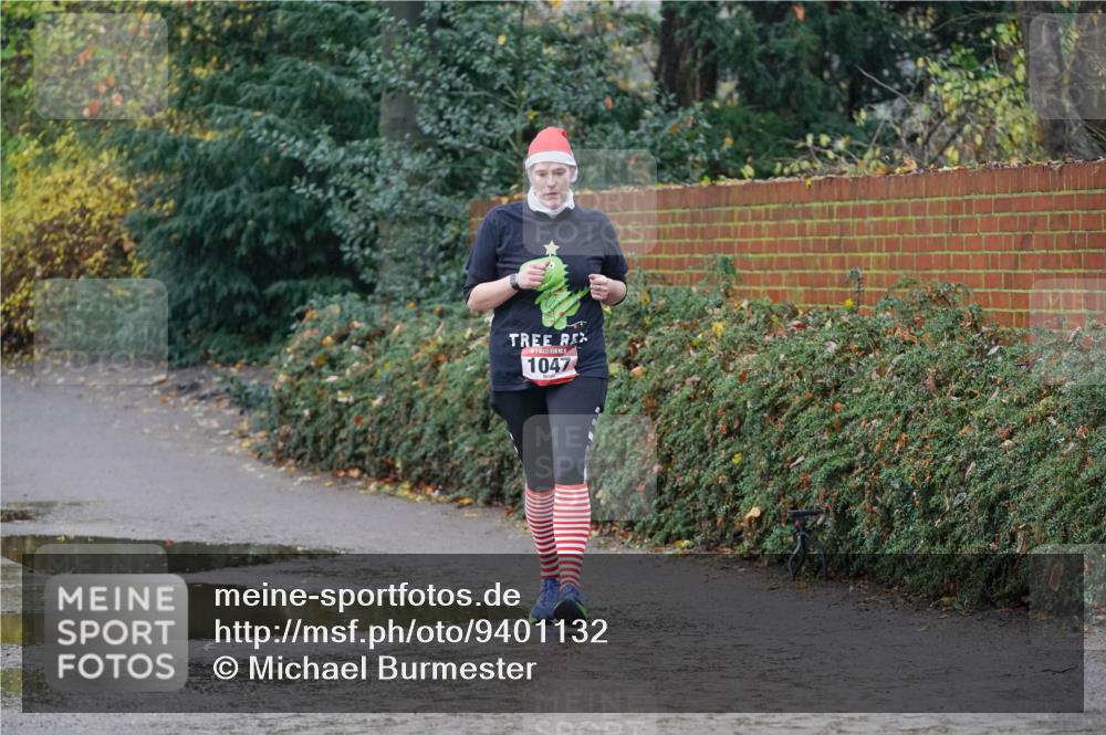 07.12.2025 - St. Pauli X-Mass-Run No. 15 Michael Burmester http://msf.ph/oto/9401132 07.12.2025 10:25:13 Laufen 1047 meine-sportfotos.de
