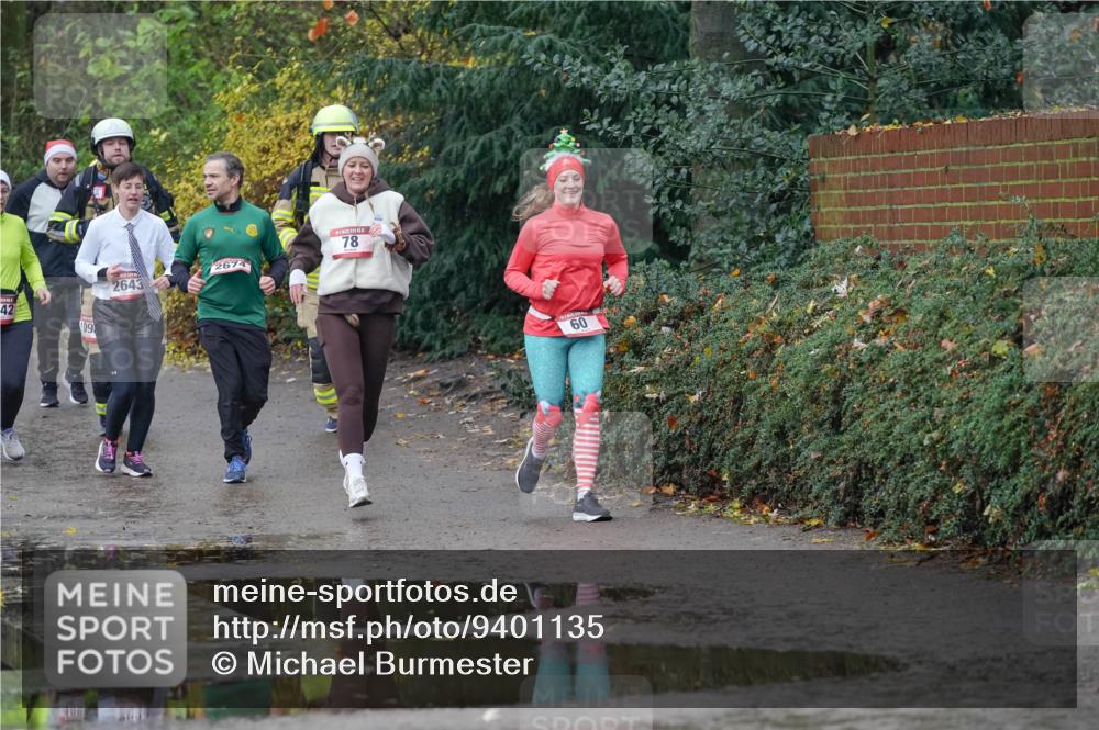 07.12.2025 - St. Pauli X-Mass-Run No. 15 Michael Burmester http://msf.ph/oto/9401135 07.12.2025 10:25:17 Laufen 42, 09, 2643, 2674, 78, 60 meine-sportfotos.de