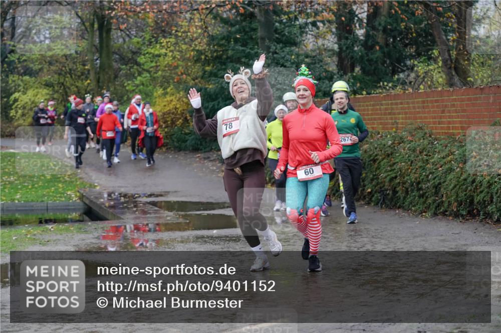 07.12.2025 - St. Pauli X-Mass-Run No. 15 Michael Burmester http://msf.ph/oto/9401152 07.12.2025 10:25:23 Laufen 78, 60, 2674 meine-sportfotos.de