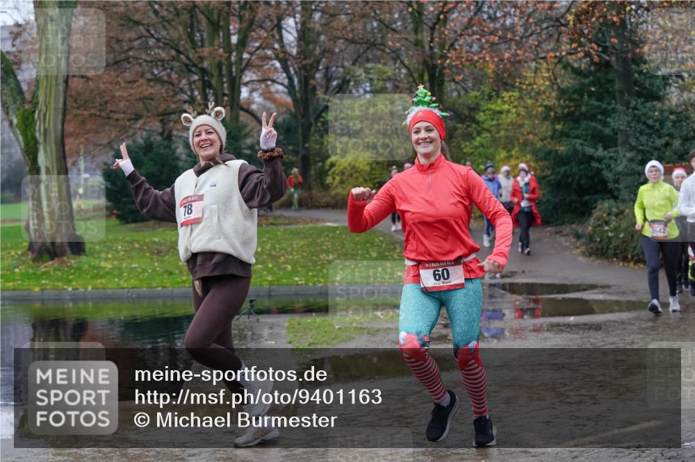 07.12.2025 - St. Pauli X-Mass-Run No. 15 Michael Burmester http://msf.ph/oto/9401163 07.12.2025 10:25:24 Laufen 78, 60, 2642 meine-sportfotos.de