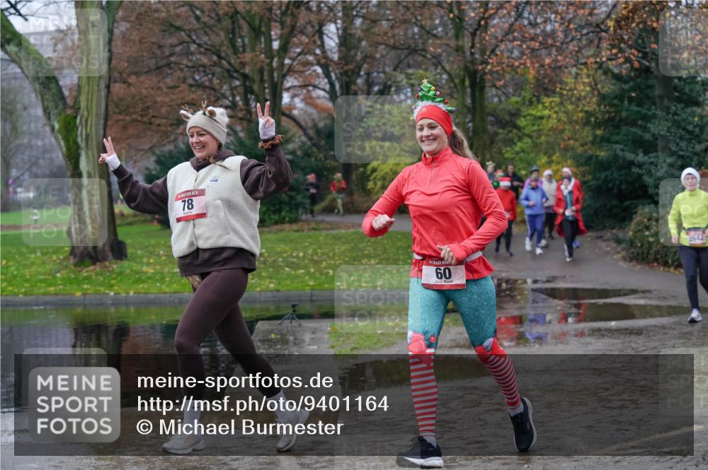07.12.2025 - St. Pauli X-Mass-Run No. 15 Michael Burmester http://msf.ph/oto/9401164 07.12.2025 10:25:24 Laufen 78, 60, 2642 meine-sportfotos.de