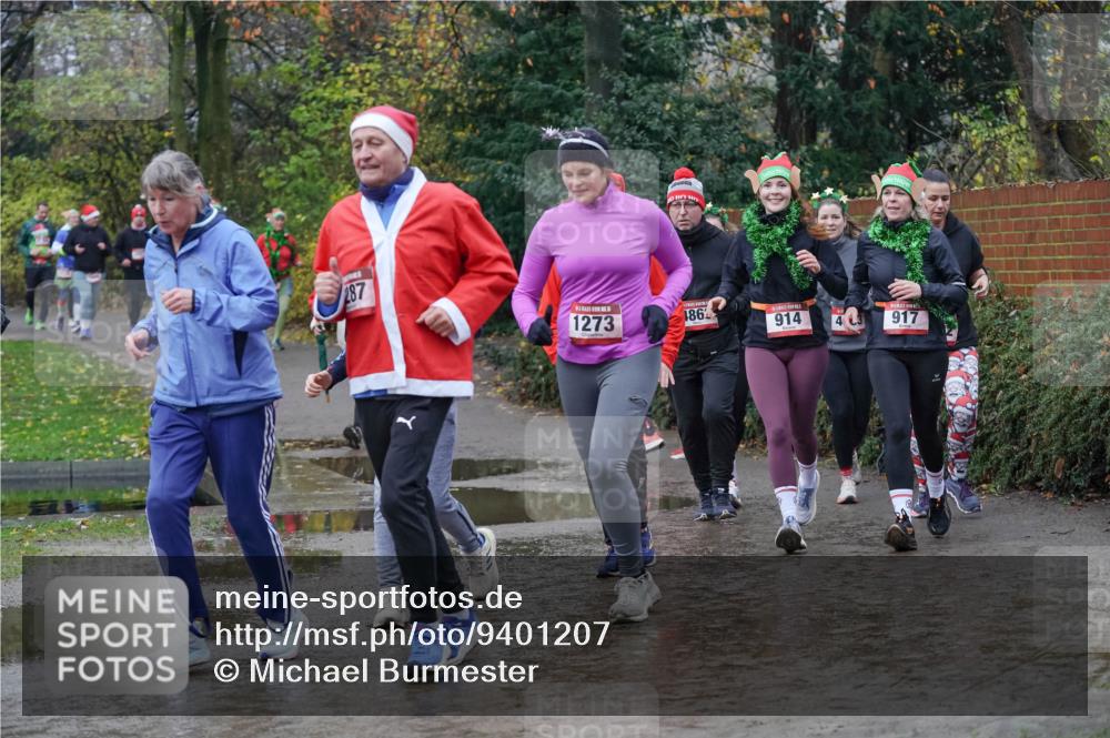 07.12.2025 - St. Pauli X-Mass-Run No. 15 Michael Burmester http://msf.ph/oto/9401207 07.12.2025 10:25:34 Laufen 287, 1273, 186, 914, 4, 917 meine-sportfotos.de