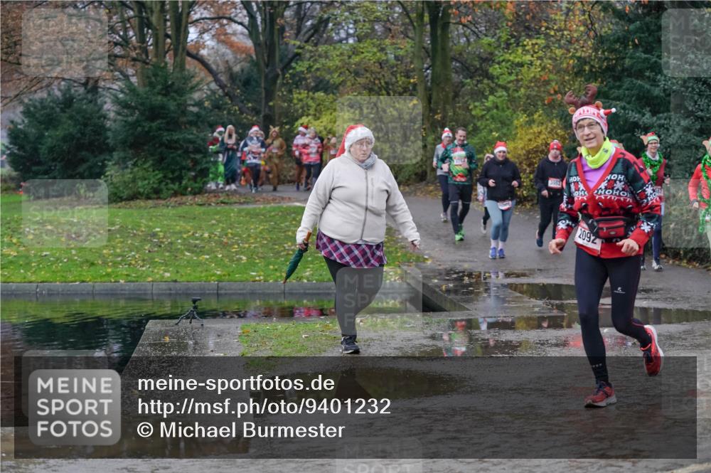 07.12.2025 - St. Pauli X-Mass-Run No. 15 Michael Burmester http://msf.ph/oto/9401232 07.12.2025 10:25:41 Laufen 3952, 2097 meine-sportfotos.de