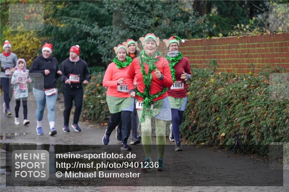 07.12.2025 - St. Pauli X-Mass-Run No. 15 Michael Burmester http://msf.ph/oto/9401236 07.12.2025 10:25:43 Laufen 3952, 916, 10, 1087 meine-sportfotos.de