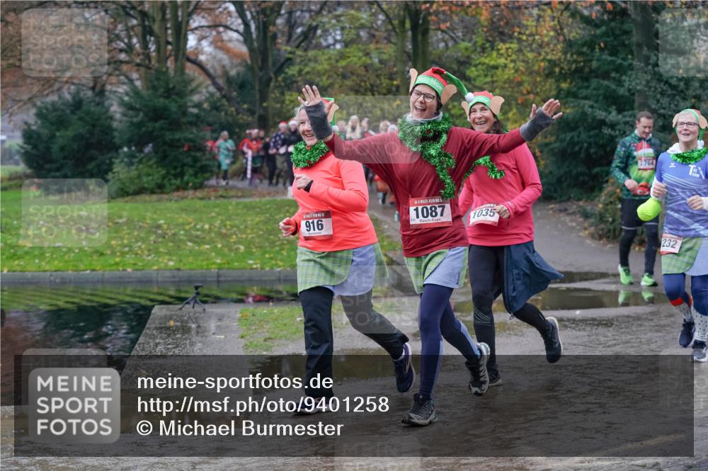 07.12.2025 - St. Pauli X-Mass-Run No. 15 Michael Burmester http://msf.ph/oto/9401258 07.12.2025 10:25:48 Laufen 916, 1087, 1035, 232 meine-sportfotos.de
