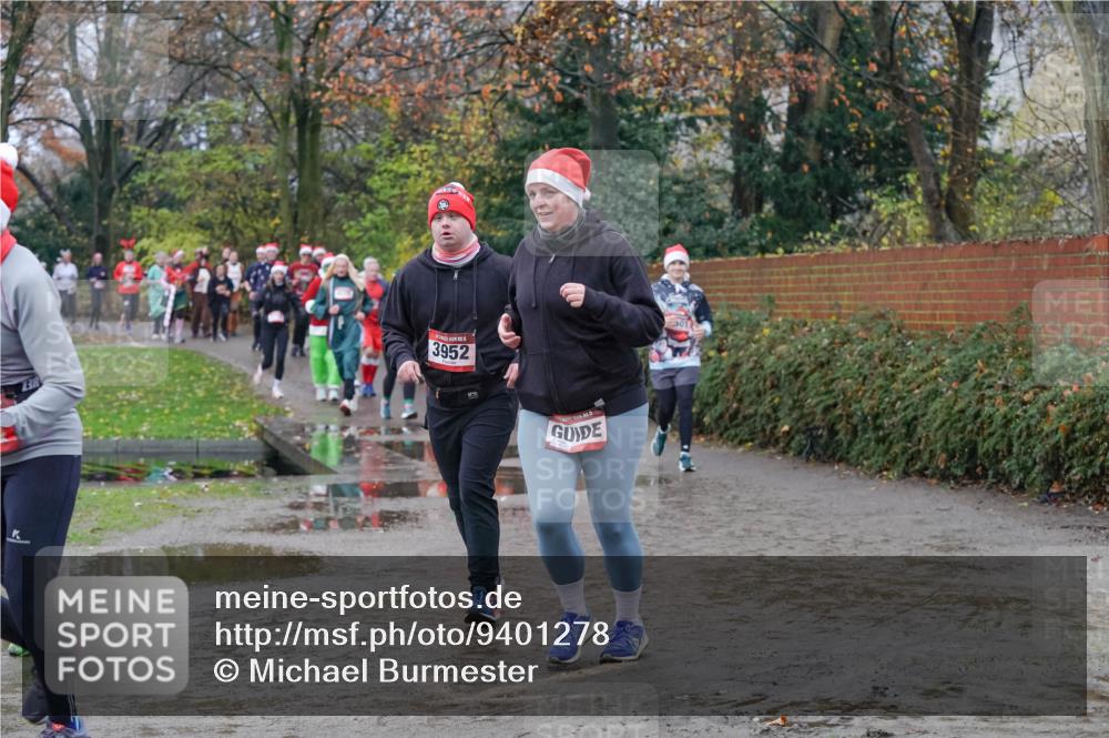 07.12.2025 - St. Pauli X-Mass-Run No. 15 Michael Burmester http://msf.ph/oto/9401278 07.12.2025 10:25:54 Laufen 238, 3952 meine-sportfotos.de
