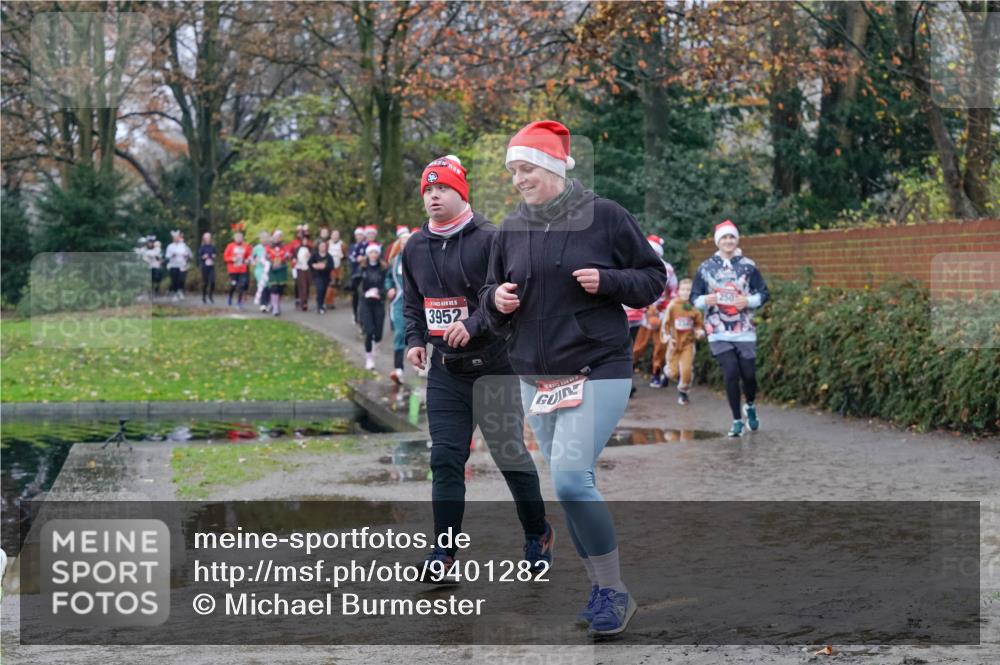 07.12.2025 - St. Pauli X-Mass-Run No. 15 Michael Burmester http://msf.ph/oto/9401282 07.12.2025 10:25:54 Laufen 3952, 250 meine-sportfotos.de