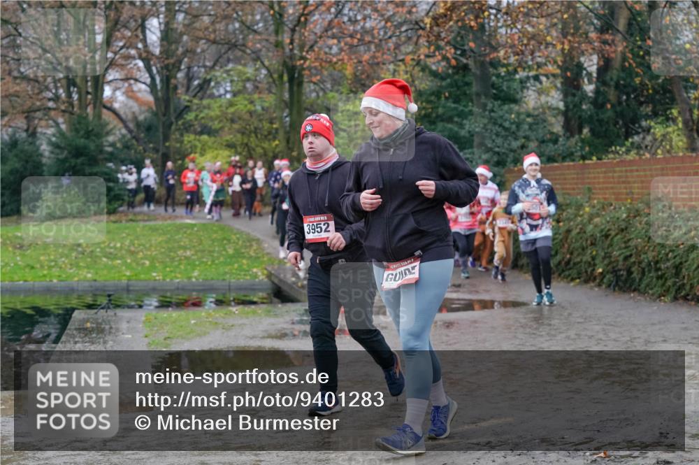 07.12.2025 - St. Pauli X-Mass-Run No. 15 Michael Burmester http://msf.ph/oto/9401283 07.12.2025 10:25:54 Laufen 3952 meine-sportfotos.de