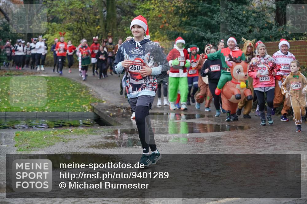 07.12.2025 - St. Pauli X-Mass-Run No. 15 Michael Burmester http://msf.ph/oto/9401289 07.12.2025 10:25:56 Laufen 15, 250, 2331, 2220, 2340, 2763, 2341 meine-sportfotos.de