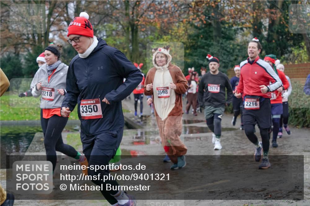 07.12.2025 - St. Pauli X-Mass-Run No. 15 Michael Burmester http://msf.ph/oto/9401321 07.12.2025 10:26:03 Laufen 2218, 15, 3350, 3598, 2574, 2216 meine-sportfotos.de
