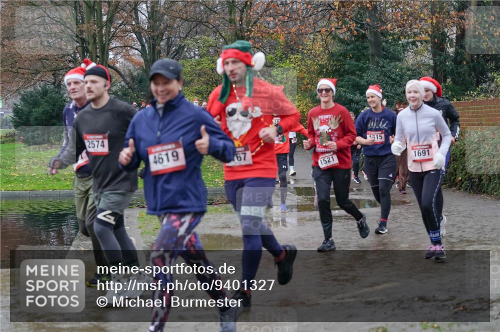 07.12.2025 - St. Pauli X-Mass-Run No. 15 Michael Burmester http://msf.ph/oto/9401327 07.12.2025 10:26:05 Laufen 2574, 4619, 67, 36, 1521, 1515, 1691 meine-sportfotos.de