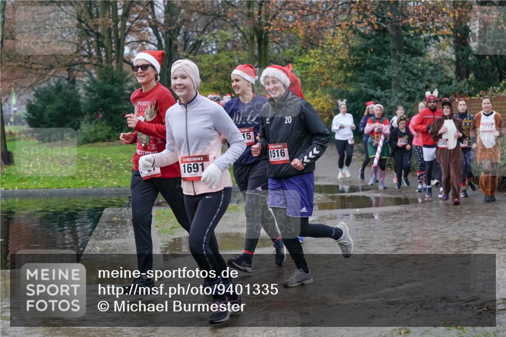 07.12.2025 - St. Pauli X-Mass-Run No. 15 Michael Burmester http://msf.ph/oto/9401335 07.12.2025 10:26:06 Laufen 15, 1691, 15, 1516, 20, 380, 2777 meine-sportfotos.de