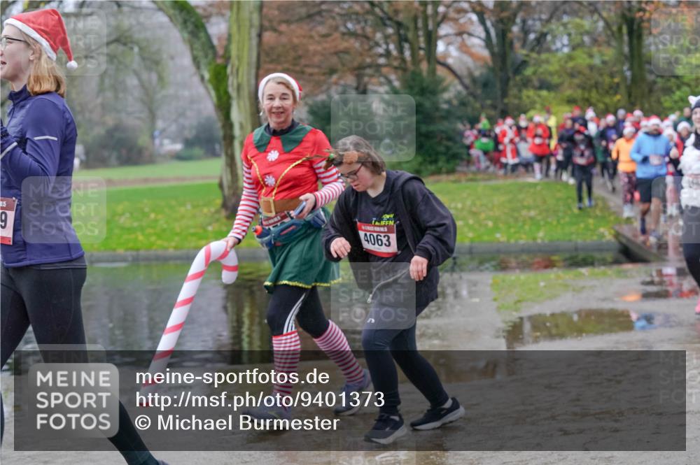 07.12.2025 - St. Pauli X-Mass-Run No. 15 Michael Burmester http://msf.ph/oto/9401373 07.12.2025 10:26:15 Laufen 15, 9, 4063 meine-sportfotos.de