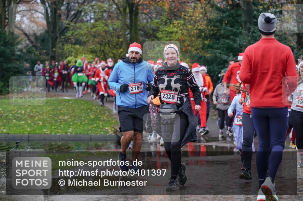 07.12.2025 - St. Pauli X-Mass-Run No. 15 Michael Burmester http://msf.ph/oto/9401397 07.12.2025 10:26:20 Laufen 2165, 2328, 198, 19 meine-sportfotos.de
