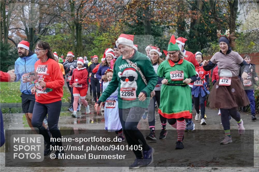 07.12.2025 - St. Pauli X-Mass-Run No. 15 Michael Burmester http://msf.ph/oto/9401405 07.12.2025 10:26:22 Laufen 2465, 2358, 131, 955, 1984, 2286, 3342, 1819, 472, 801 meine-sportfotos.de