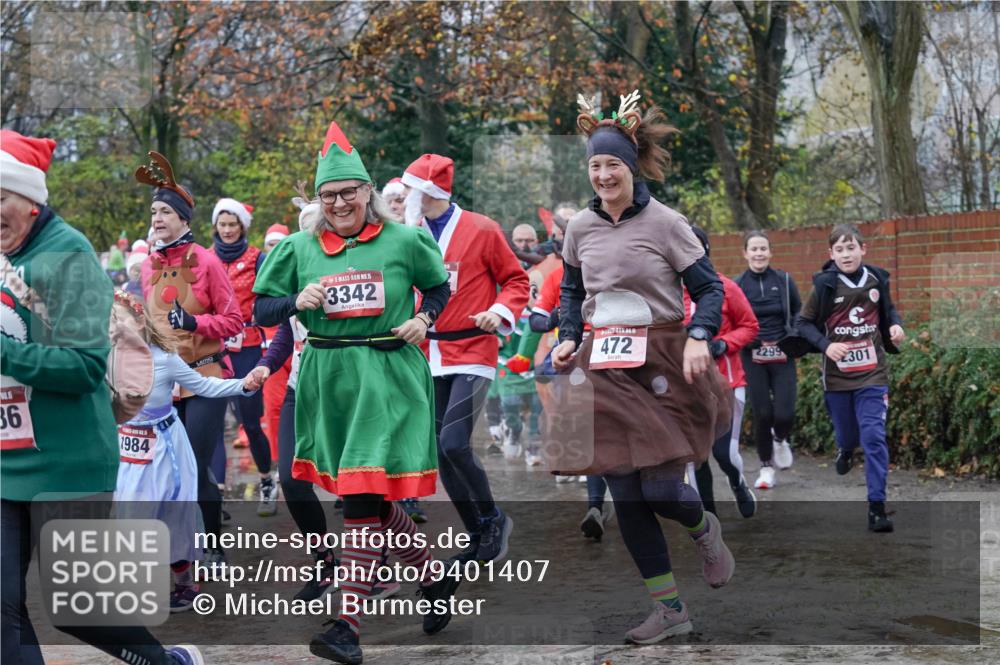 07.12.2025 - St. Pauli X-Mass-Run No. 15 Michael Burmester http://msf.ph/oto/9401407 07.12.2025 10:26:23 Laufen 115, 36, 1984, 15, 3342, 472, 2299, 2301 meine-sportfotos.de