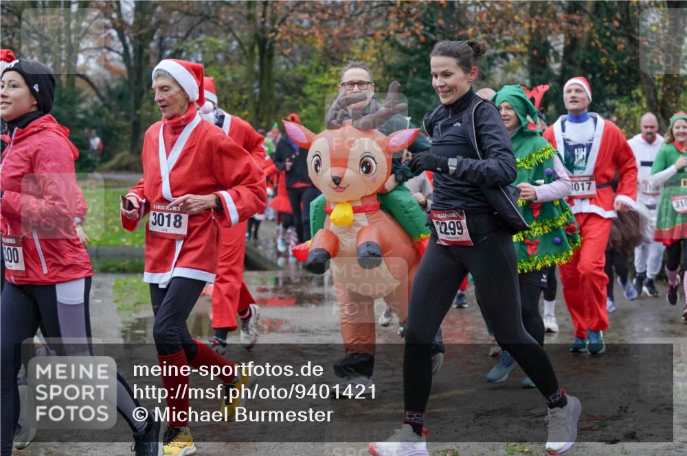 07.12.2025 - St. Pauli X-Mass-Run No. 15 Michael Burmester http://msf.ph/oto/9401421 07.12.2025 10:26:26 Laufen 200, 15, 3018, 22, 99, 017, 310 meine-sportfotos.de