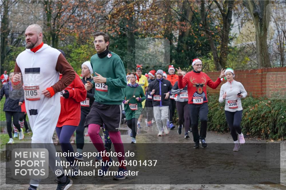 07.12.2025 - St. Pauli X-Mass-Run No. 15 Michael Burmester http://msf.ph/oto/9401437 07.12.2025 10:26:29 Laufen 3105, 01, 2512, 4618, 4615, 153, 4866, 3346 meine-sportfotos.de