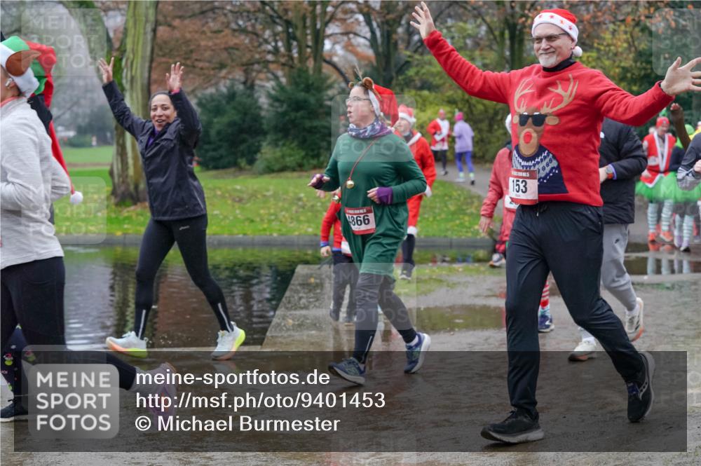 07.12.2025 - St. Pauli X-Mass-Run No. 15 Michael Burmester http://msf.ph/oto/9401453 07.12.2025 10:26:32 Laufen 866, 153 meine-sportfotos.de