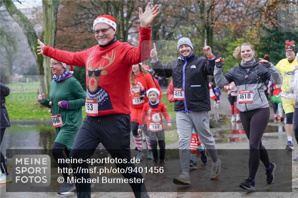 07.12.2025 - St. Pauli X-Mass-Run No. 15 Michael Burmester http://msf.ph/oto/9401456 07.12.2025 10:26:33 Laufen 866, 5, 153, 090, 157, 4615, 4618, 168 meine-sportfotos.de